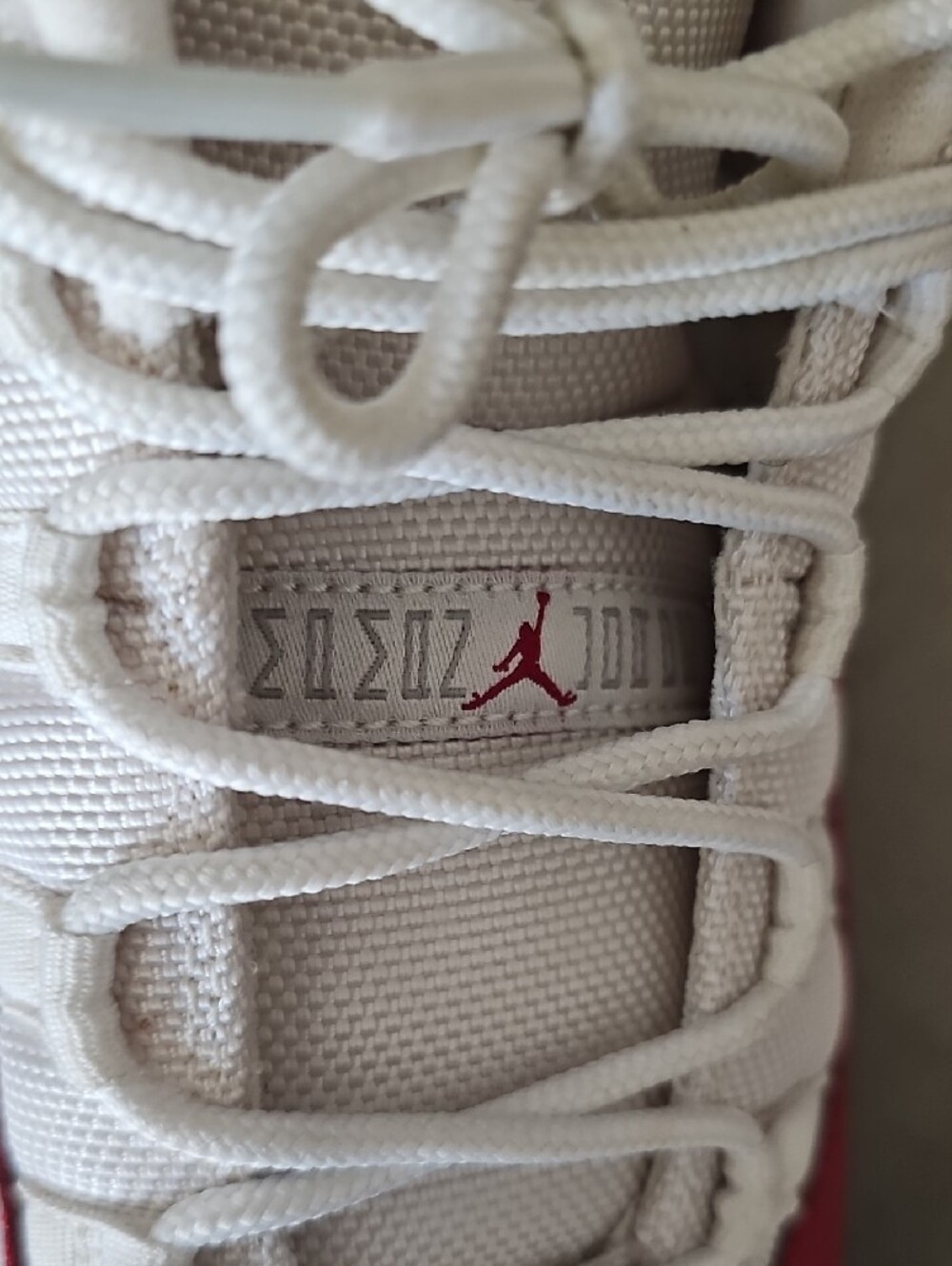 Nike Retro Air Jordan Cherry And White - Picture 3 of 16